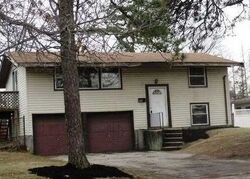 Pre-foreclosure in  SYCAMORE LN Islandia, NY 11749