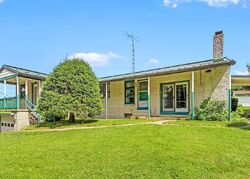 Pre-foreclosure in  SCHMEHL RD Fleetwood, PA 19522