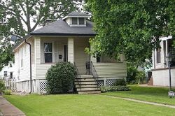 Pre-foreclosure in  REBER PL Saint Louis, MO 63139