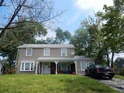 Pre-foreclosure in  BABBITT LN Willingboro, NJ 08046