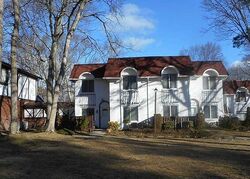 Pre-foreclosure in  CLUBHOUSE CT Coram, NY 11727