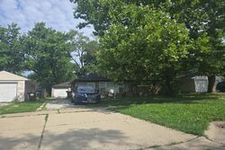Pre-foreclosure in  INDIANWOOD BLVD Park Forest, IL 60466