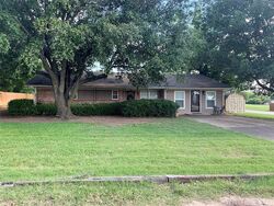 Pre-foreclosure in  Jackson St Nocona, TX 76255