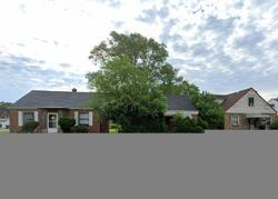 Pre-foreclosure in  BUCHANAN ST Gary, IN 46408