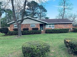  Stone Ave, Cairo GA