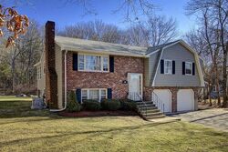  Farm St, Millis MA