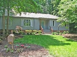 Pre-foreclosure in  STERLINGS BRIDGE CT Midlothian, VA 23112