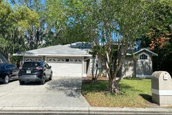 Pre-foreclosure in  FOREST CLUB DR Plant City, FL 33566