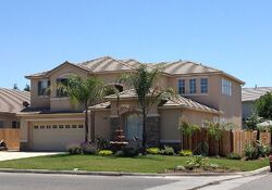 Pre-foreclosure in  E NILES AVE Fresno, CA 93720