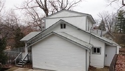 Pre-foreclosure in  OAKPARK CT Milford, MI 48380