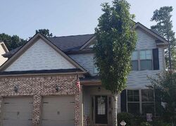 Pre-foreclosure in  SCENIC HILLS DR Newnan, GA 30265