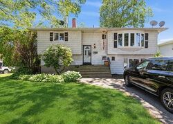 Pre-foreclosure in  Chelsea Ave West Babylon, NY 11704