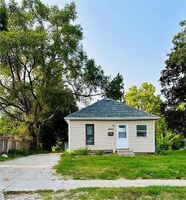 Pre-foreclosure in  E TIFFIN AVE Des Moines, IA 50317
