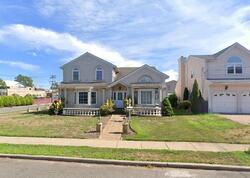 Pre-foreclosure in  STUART DR Woodmere, NY 11598
