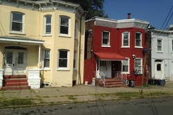 Pre-foreclosure in  RENWICK ST Newburgh, NY 12550