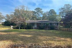 Pre-foreclosure in  DOTY DR Thomaston, GA 30286