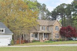 Pre-foreclosure in  CRYSTAL DR Broadway, NC 27505