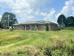Pre-foreclosure in  REVILO RD Five Points, TN 38457