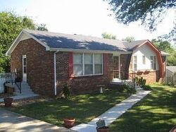  Allendale Dr, Clarksville TN