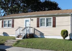 Pre-foreclosure in  THOMAS ST Frederica, DE 19946