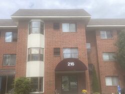 Pre-foreclosure in  QUINNIPIAC AVE  North Haven, CT 06473