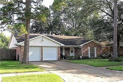 Pre-foreclosure in  LANTERN LN Houston, TX 77015