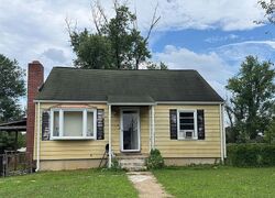 Pre-foreclosure in  ELLEN RD Windsor Mill, MD 21244