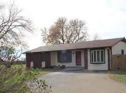 Pre-foreclosure in  S RD Hoyt, KS 66440