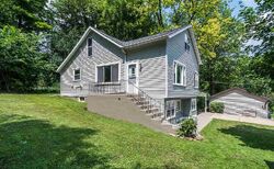 Pre-foreclosure in  SEMINOLE RD Algonquin, IL 60102