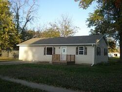Pre-foreclosure in  MANNING ST Burlington Junction, MO 64428