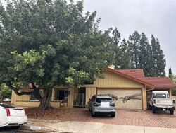 Pre-foreclosure in  OAKDALE AVE Chatsworth, CA 91311