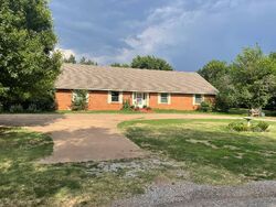 Pre-foreclosure in  N 6TH ST Carmen, OK 73726