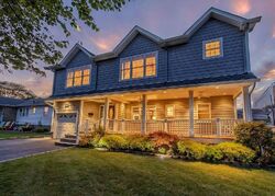 Pre-foreclosure in  CENTRAL DR N East Meadow, NY 11554