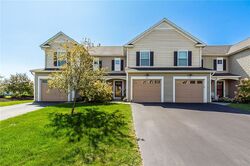  Watercress Dr, Farmington NY