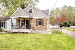 Pre-foreclosure in  BEACON ST Cincinnati, OH 45230