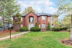 Pre-foreclosure in  REGENCY DR Strongsville, OH 44149