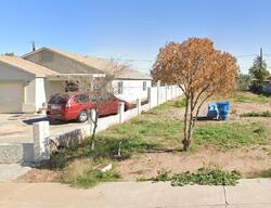 Pre-foreclosure in  N 24TH PL Phoenix, AZ 85008