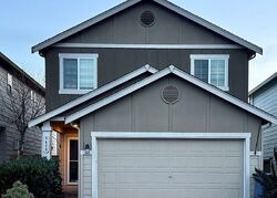 Pre-foreclosure in  DISCOVERY ST E Tacoma, WA 98424