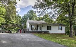  Ellis Ln, Moneta VA
