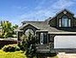Pre-foreclosure in  S LITTLEWOOD CIR Sandy, UT 84094
