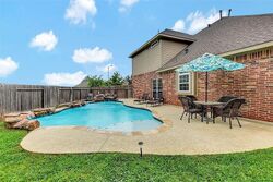 Pre-foreclosure in  ICELAND CT Spring, TX 77379