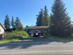 Pre-foreclosure in  DEARBORN AVE N Salem, OR 97303
