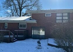 Pre-foreclosure in  GLENRIDGE RD Schenectady, NY 12302