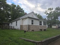 Pre-foreclosure in  S 4TH ST Festus, MO 63028