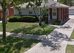 Pre-foreclosure in  COLONY ST Saint Clair Shores, MI 48080