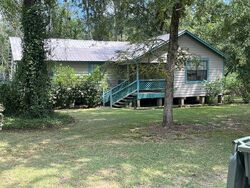 Pre-foreclosure in  DUCROS RD Prairieville, LA 70769