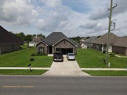 Pre-foreclosure in  S DARLA AVE Gonzales, LA 70737