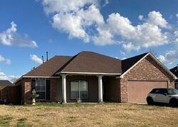 Pre-foreclosure in  WILMINGTON AVE Denham Springs, LA 70706