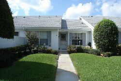  Castlewood Dr, Holiday FL