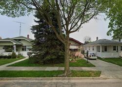Pre-foreclosure in  HAYES AVE Racine, WI 53405